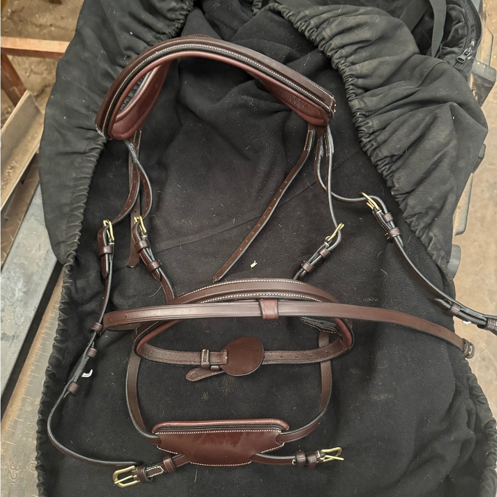 Brown Leather Horse Bridle - Picture 5 of 7